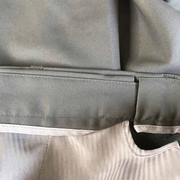 PGA Tour Golf Shorts Mens Size 50 Gray Stretch Flat Front Summer - Picture 12 of 12